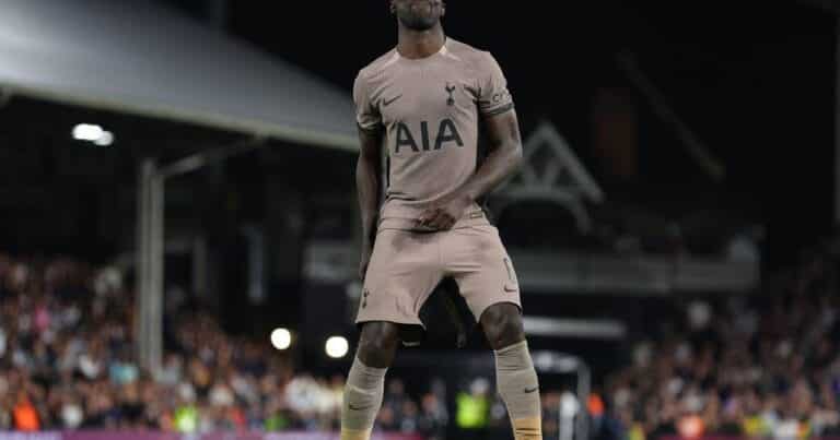 Tottenham reach agreement over the sale of Davinson Sánchez