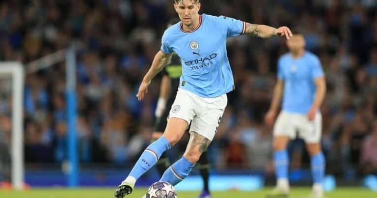 Manchester City injury news for Kevin De Bruyne, Bernardo Silva & John Stones