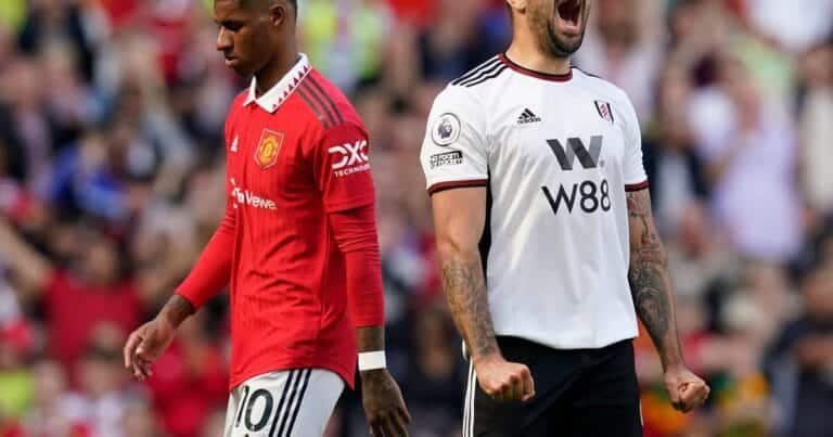 Aleksandar Mitrović throws selection gauntlet after Fulham transfer stance