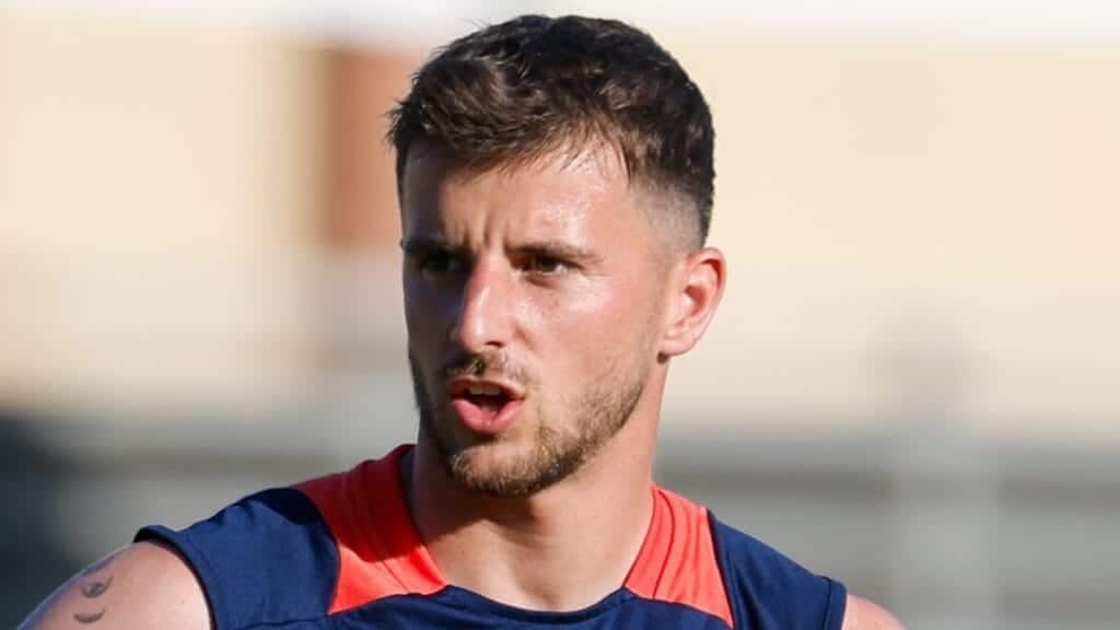 Jones sympathises with Mount and Shaw after injury-plagued career at Manchester United