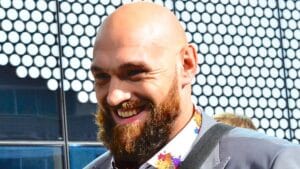 Tyson Fury announces April comeback date