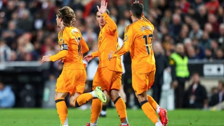 Valencia 1-2 Real Madrid: Bellingham bags late winner but Vinicius Jr. sent off