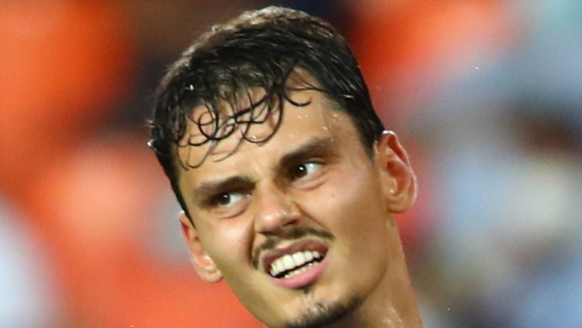 Unal injury: Bournemouth ‘devastated’ – a day after announcing record signing Evanilson is out