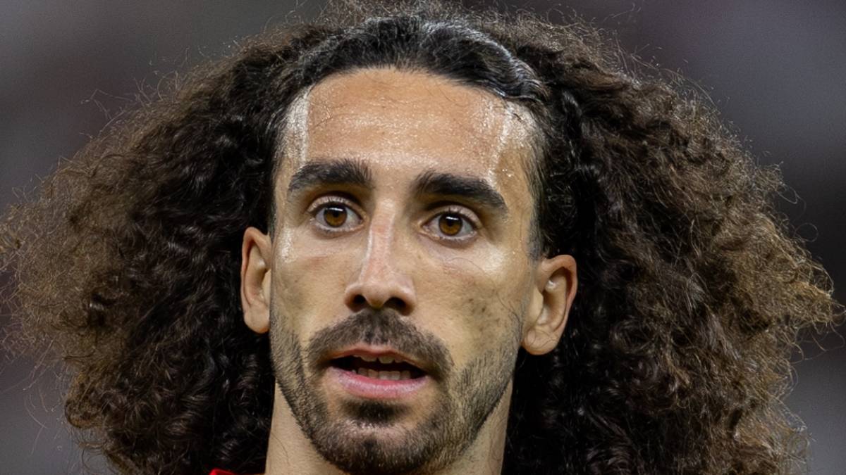 Relive Chelsea vs Manchester United as it happened: Commentary, goals and stats after Cucurella scores winner