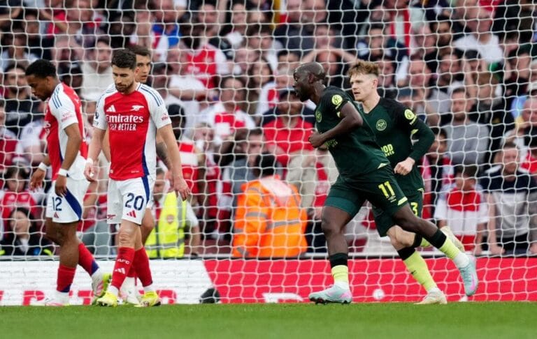 Brentford boss Andrews reveals Wissa could return for Palace clash