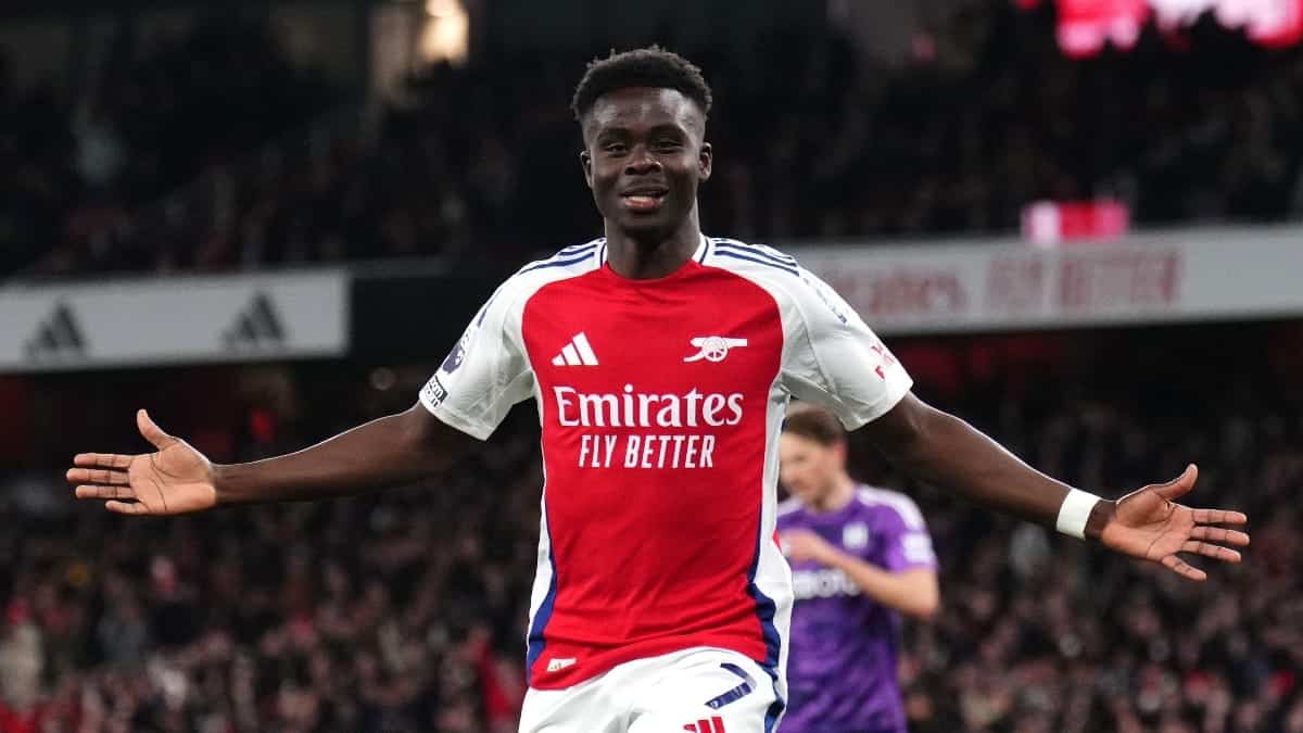 FPL 2025/26: Bukayo Saka and Manchester City duo among five players to sell ahead of GW25