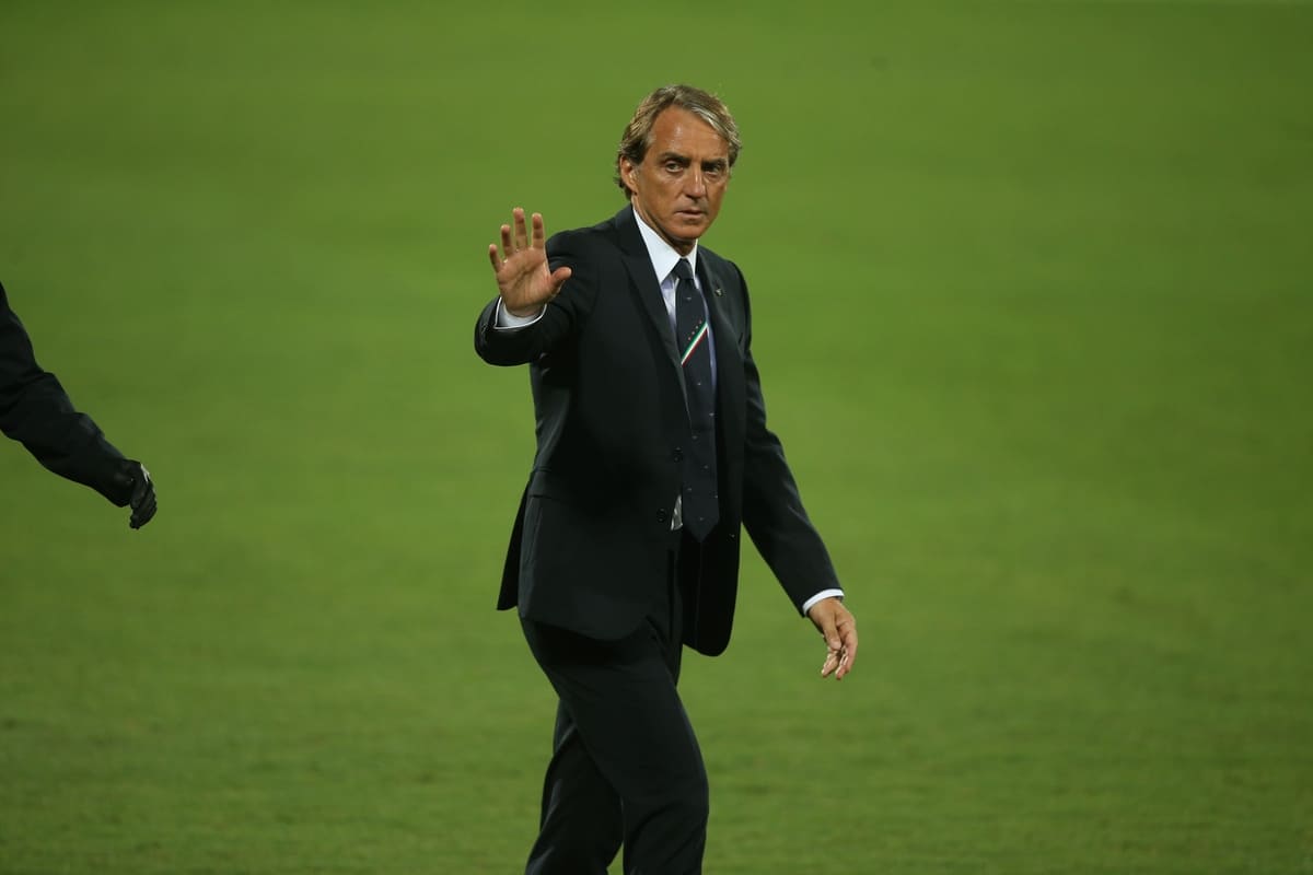 Former Inter Milan, Man City and Italy boss Mancini to aid Sampdoria survival bid