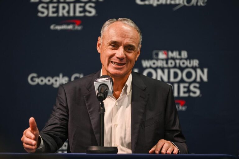 MLB: Despite Payroll Concerns, Commissioner Remains Non-Committal To Installing A Salary Cap