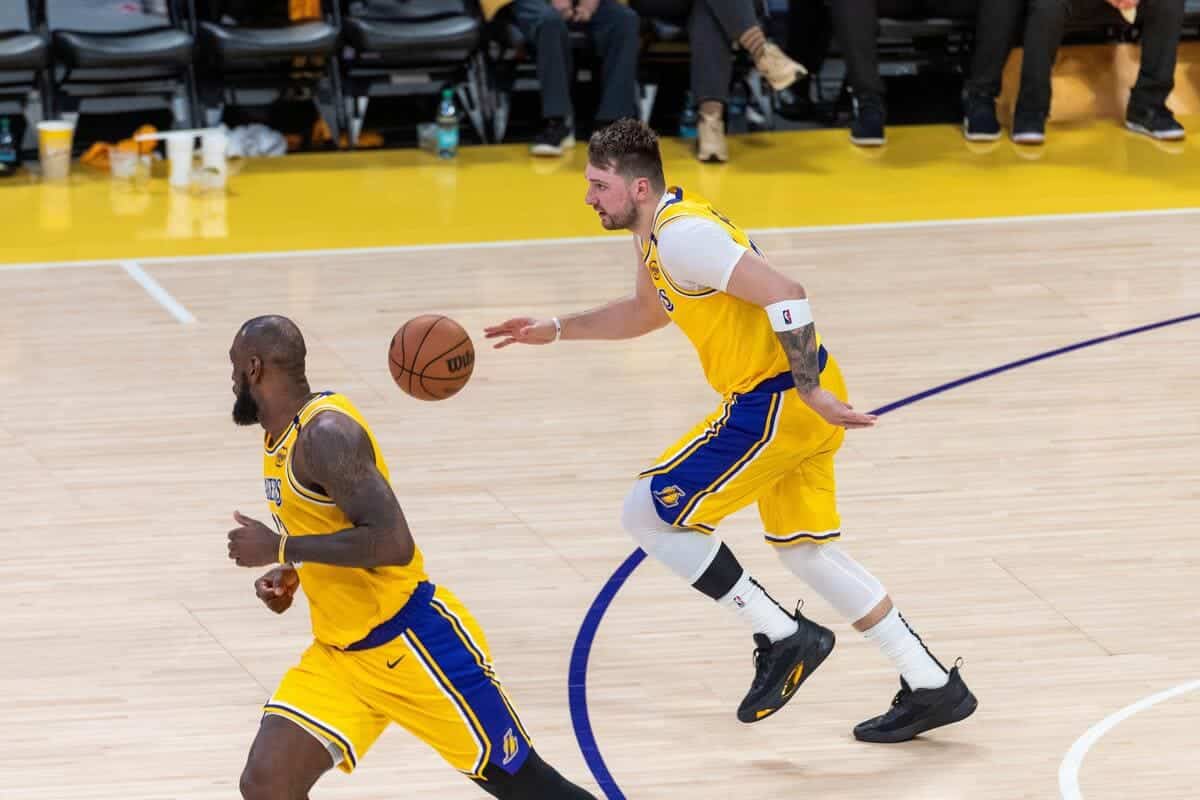 NBA: Luka Dončić Says Clutch Shots Between Him And LeBron James Will Go “Both Ways”