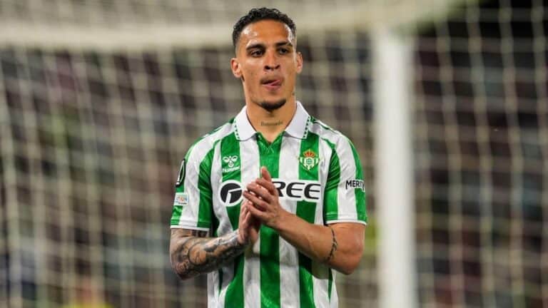 Real Betis still hopeful over ‘very complex’ deal for Manchester United’s Antony