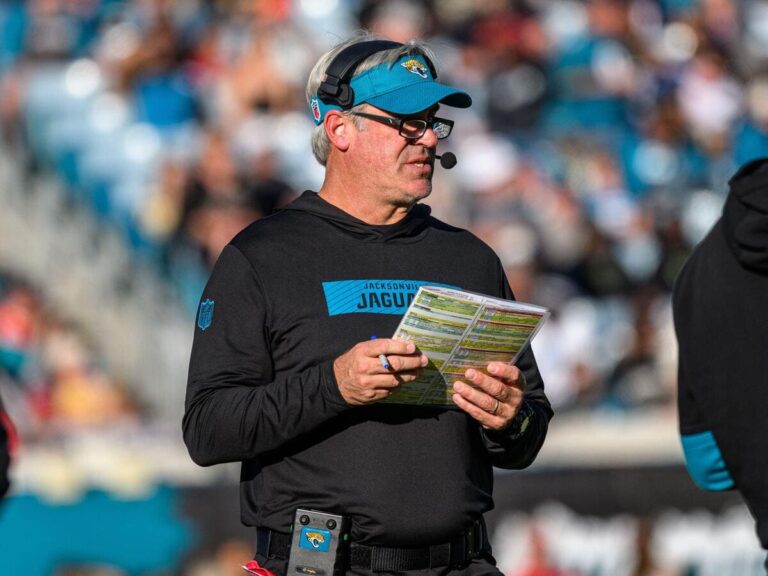 NFL: Jaguars Head Coach Praises Rodgers And Adams Following 32-25 Loss