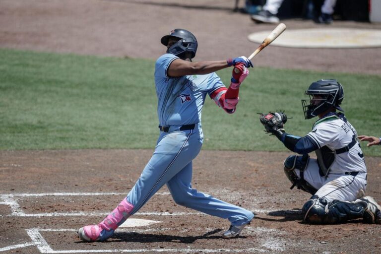 MLB: Blue Jays Down Tigers To Take First Place In The American League