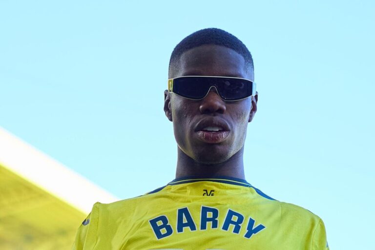 Everton sign Thierno Barry as replacement for departed Calvert-Lewin