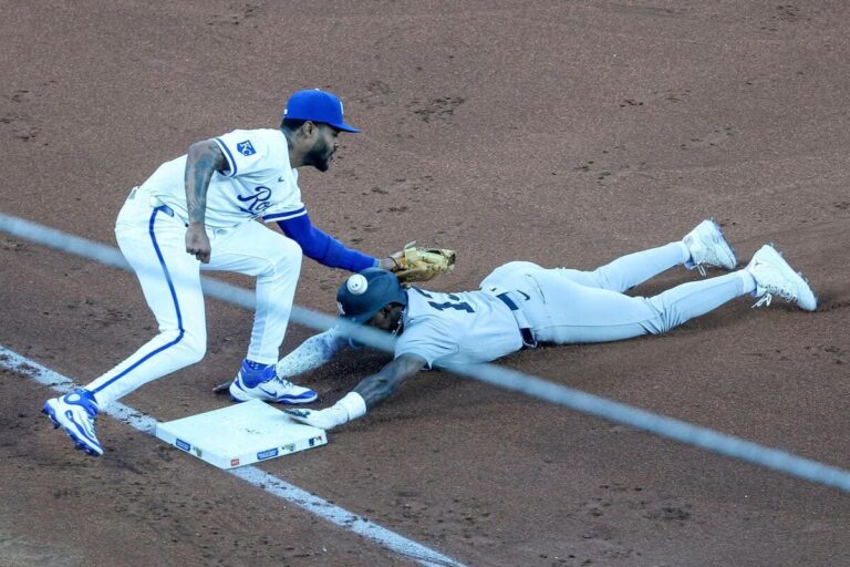 I’m going to smack the f*** out of him – New York Yankees star makes threat to Royals’ Garcia