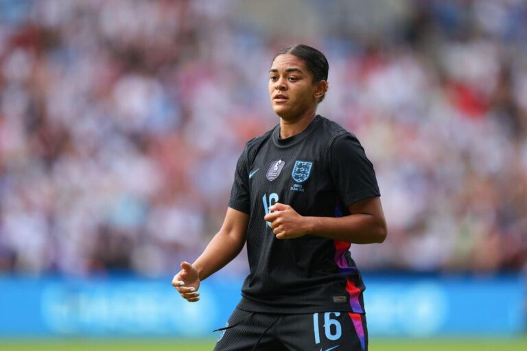 Euro 2025: Carter ready to play for Lionesses after ‘disgusting’ abuse