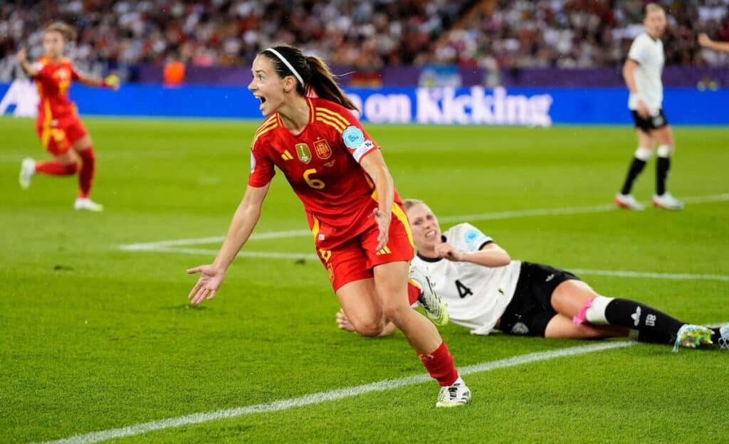 Aitana Bonmati playing for Spain Women at UEFA Women's EURO 2025