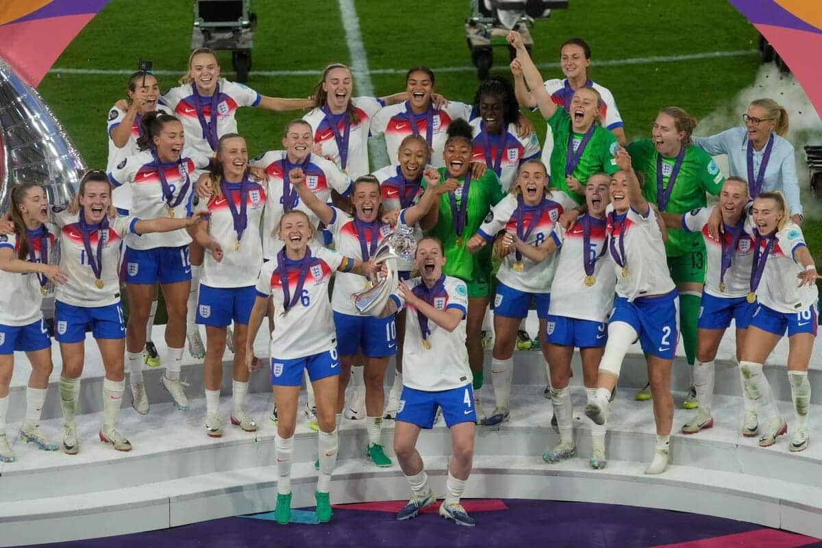 ‘I knew it was going to hit the back of the net’, says England heroine Kelly as Wiegman revels in chaotic triumph