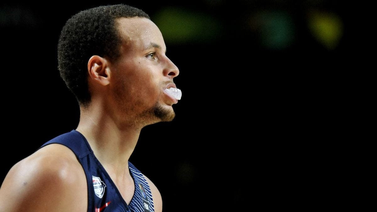 NBA: Curry inspires Warriors in win over Clippers as 76ers edge Magic to set up Celtics clash