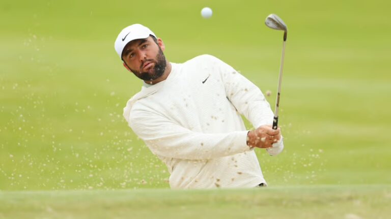 PGA Championship: McIlroy fights back and Scheffler makes weekend charge