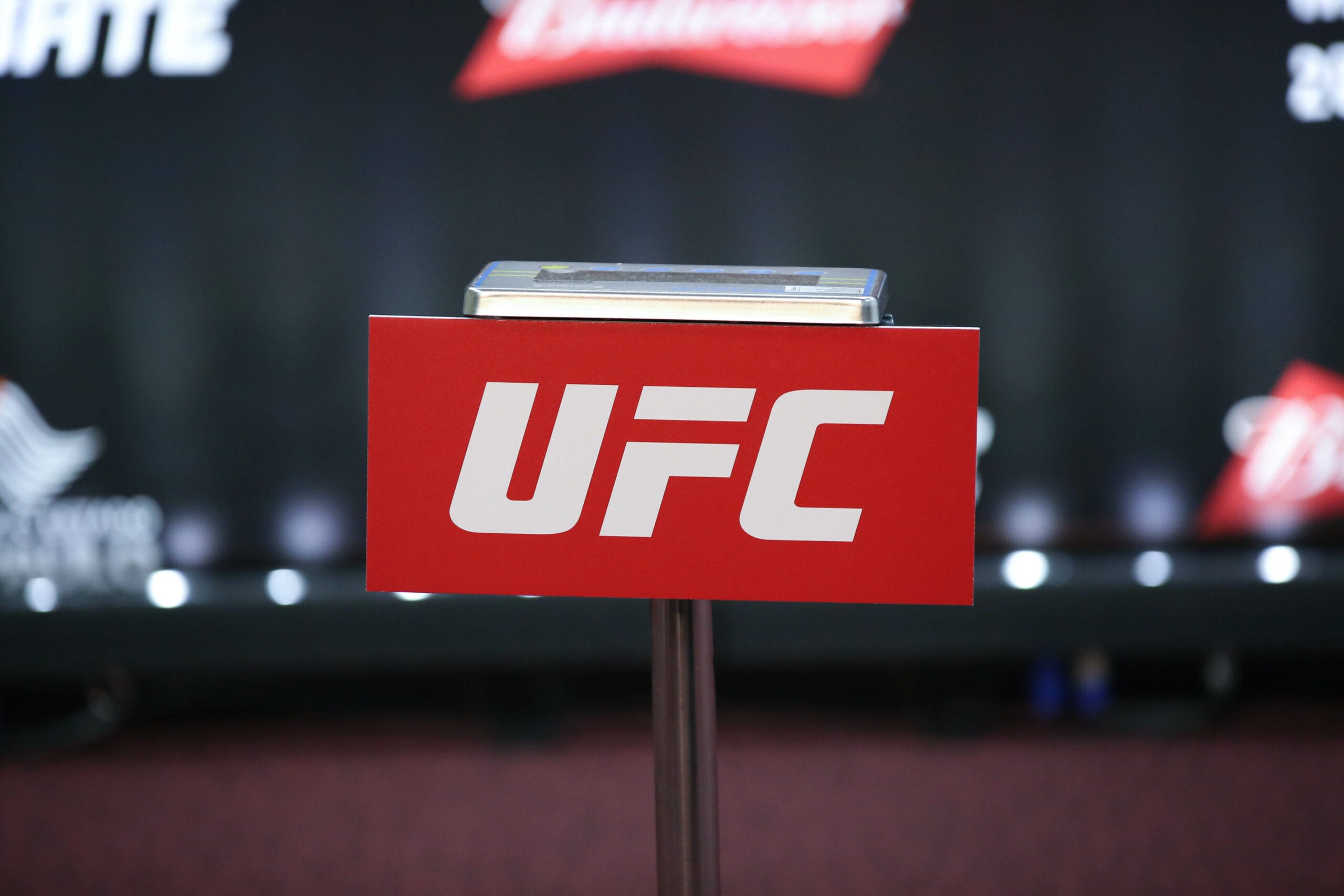 UFC 305: Dricus Du Plessis vs Israel Adesanya Betting Odds and Promos