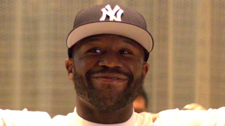 Floyd Mayweather ‘grateful’ on arrival in Mexico for John Gotti boxing rematch