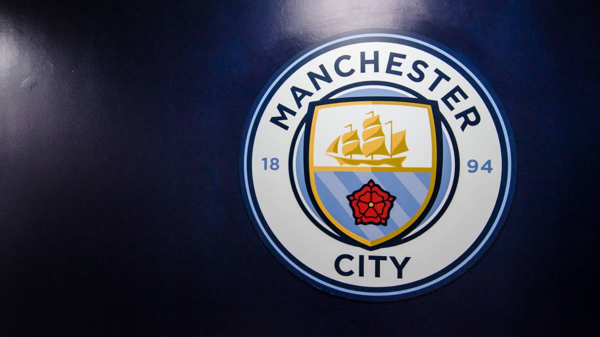 Maximo Perrone: Man City midfielder ends 20-minute Cityzens career to join Fabregas at Como