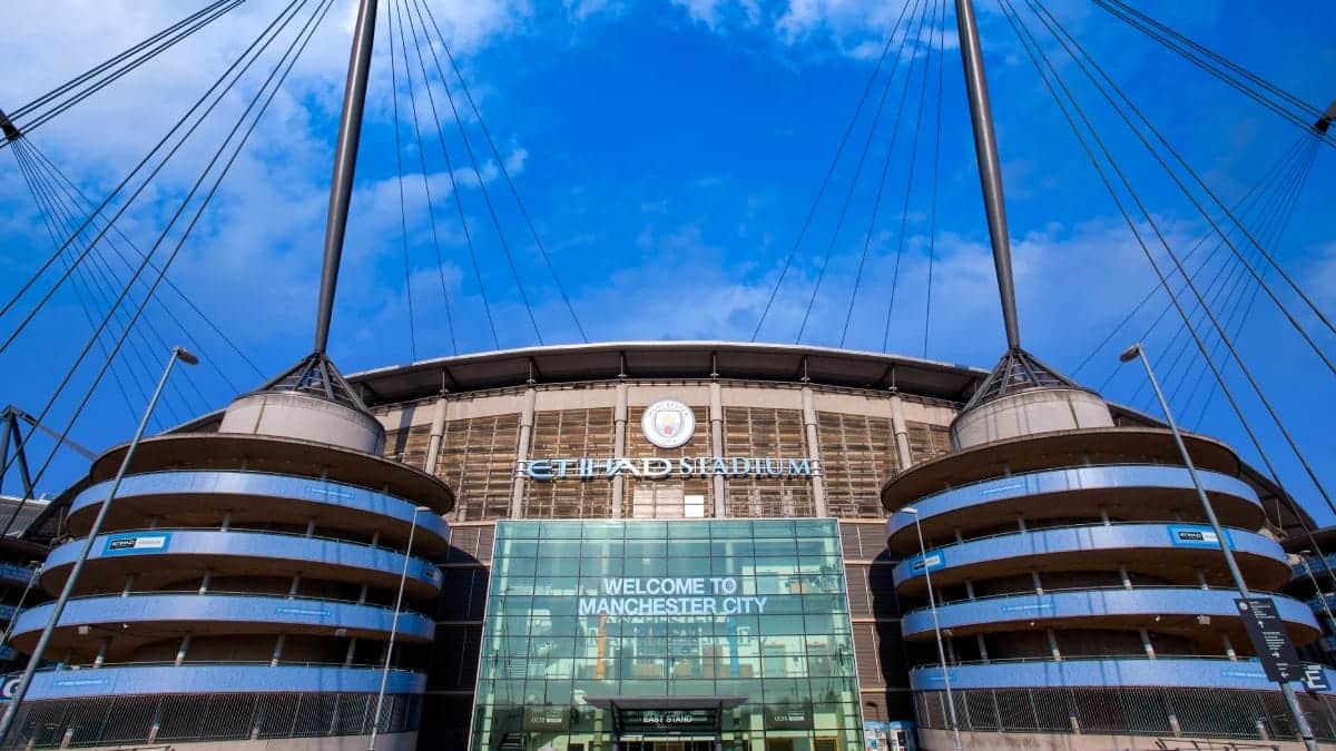 Manchester City sign goalkeeper Bettinelli from Chelsea
