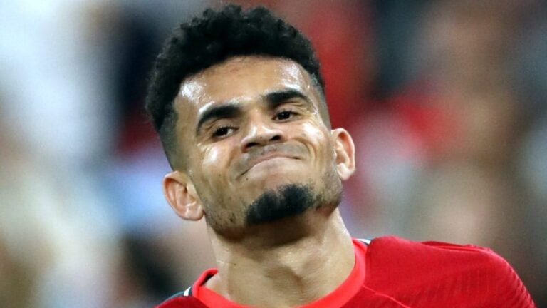 Liverpool turn down approach from Bayern Munich for Luis Diaz