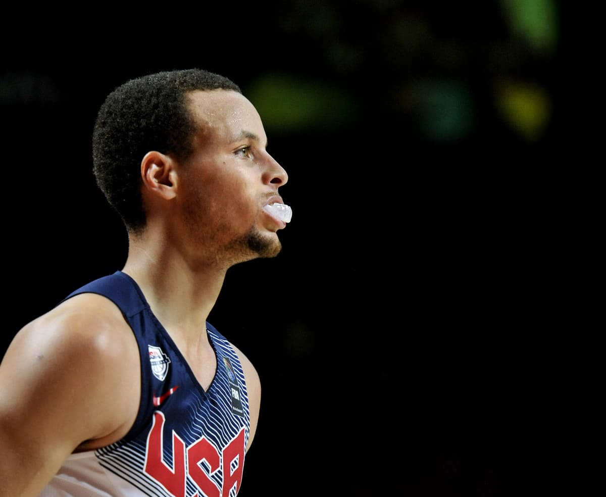 Steph Curry has no plans to follow Thompson and quit Golden State