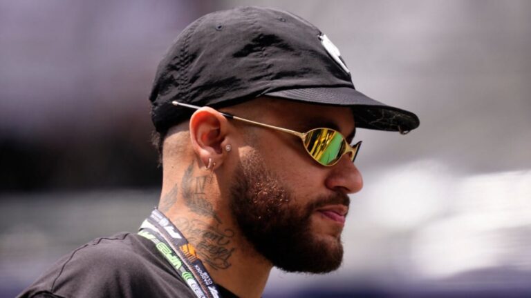 Neymar: Chicago Fire in talks to bring Brazil superstar to MLS – reports