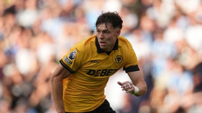 Wolves striker Jorgen Strand Larsen agrees new contract with club