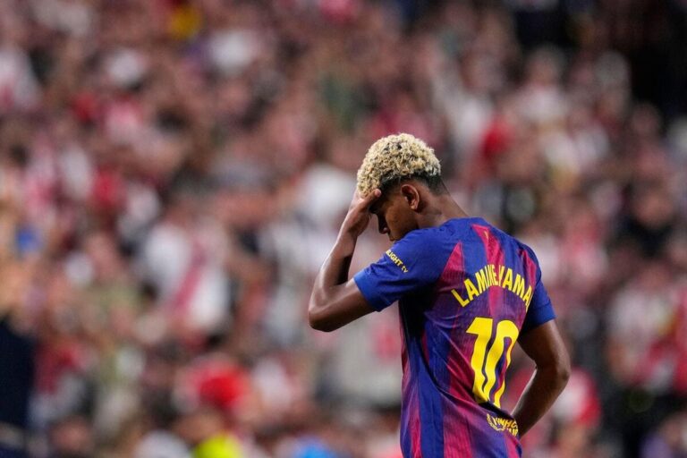Eintracht Frankfurt take shock lead against Barcelona in the Champions League