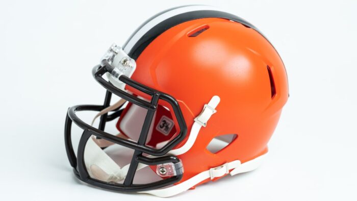 Tyler Huntley: Cleveland Browns to sign sixth quarterback – report