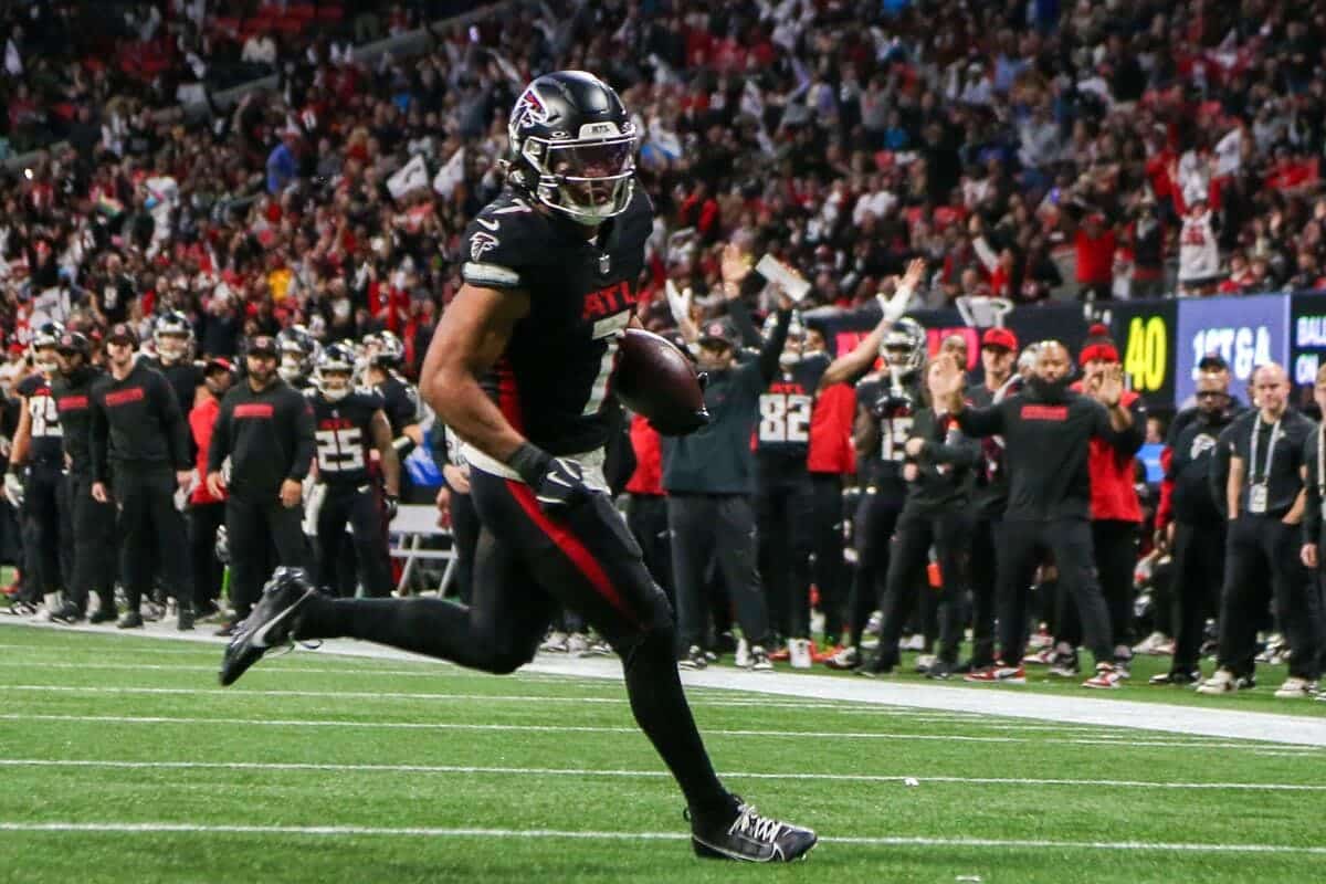 NFL: Falcons Use Five Field Goals And A Stout Defensive Performance To Down The Vikings