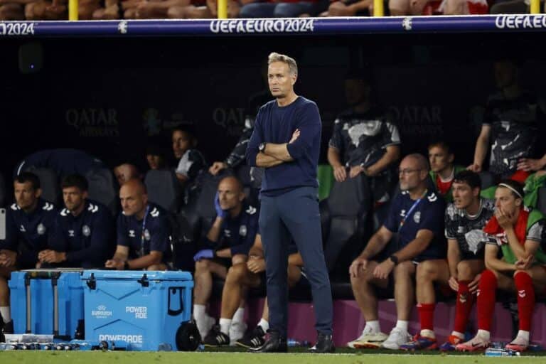 Bayer Leverkusen turn to Kasper Hjulmand after Erik ten Hag shambles