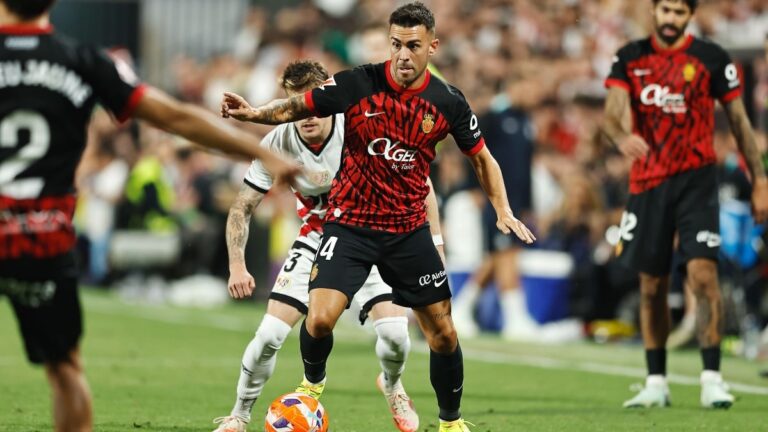 Mallorca suspend Dani Rodriguez and remove vice-captaincy after social media outburst