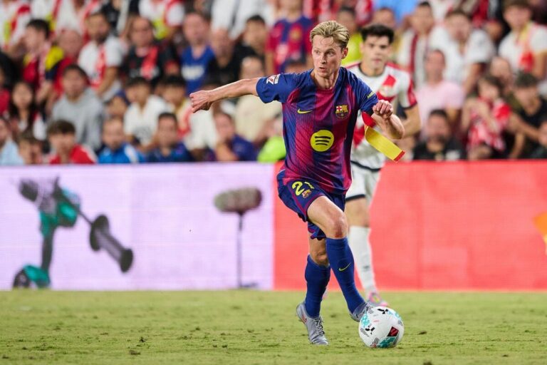 De Jong extends Barcelona contract until 2029
