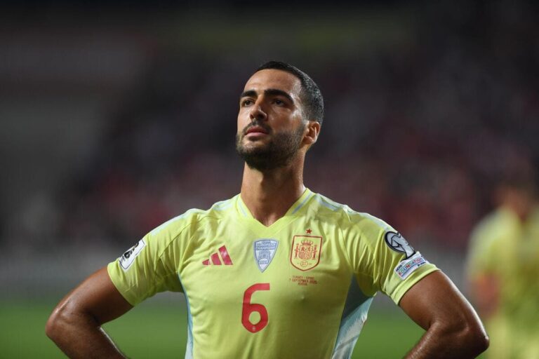 World Cup qualifying round-up: Six of the best from Spain as European champions crush Turkey