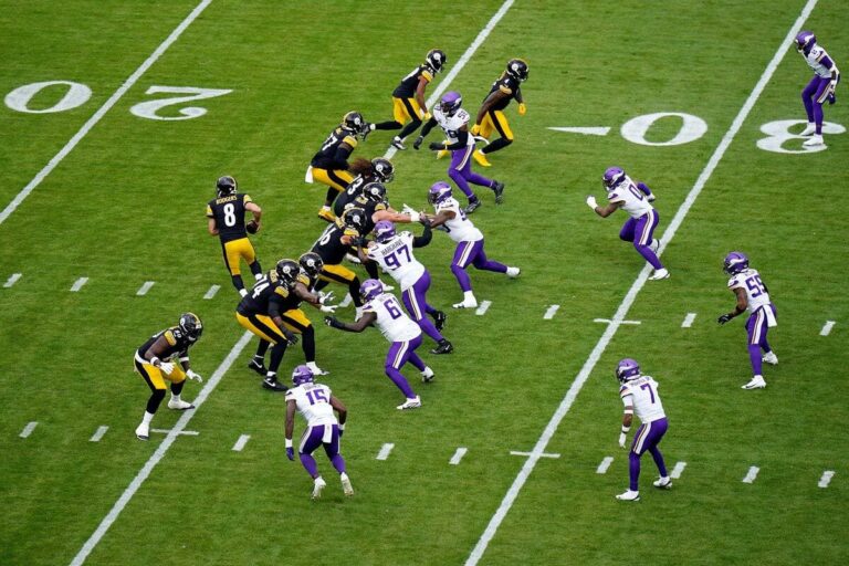 NFL: Vikings’ Comeback Attempt Falls Short In Loss To Steelers