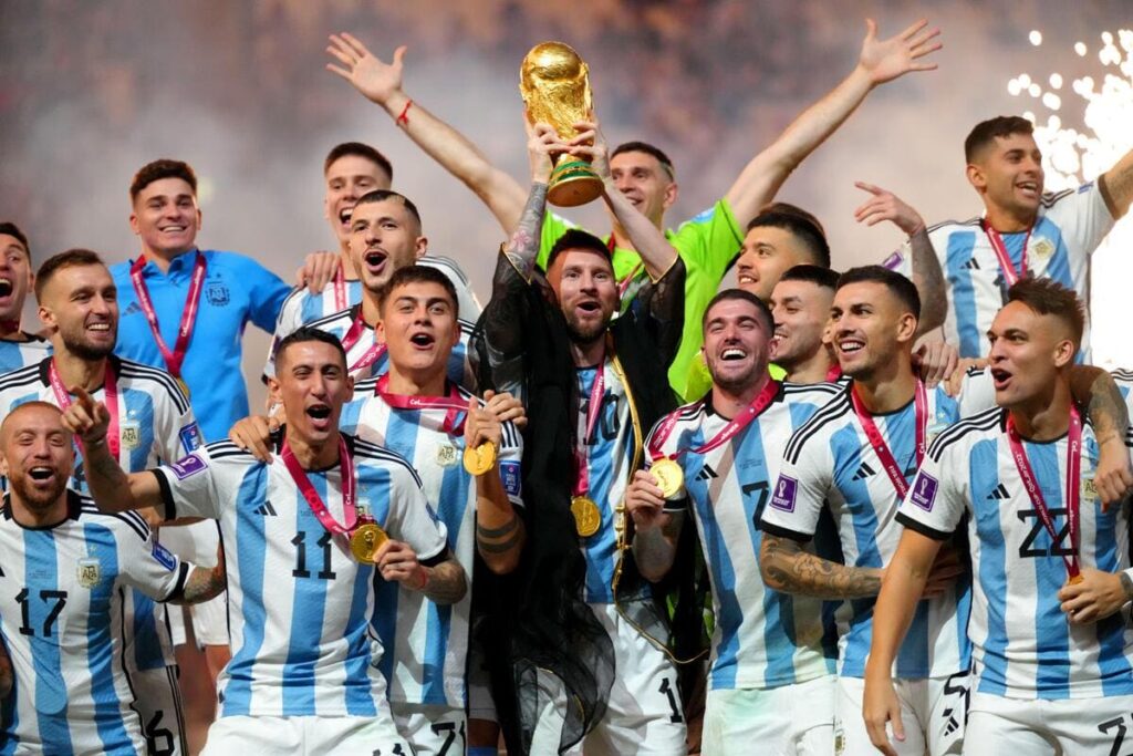Argentina lift the World Cup