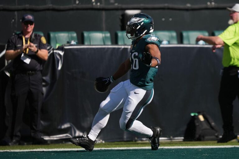 Eagles: Saquon Barkley fully expects to play in Week 6 despite knee issue