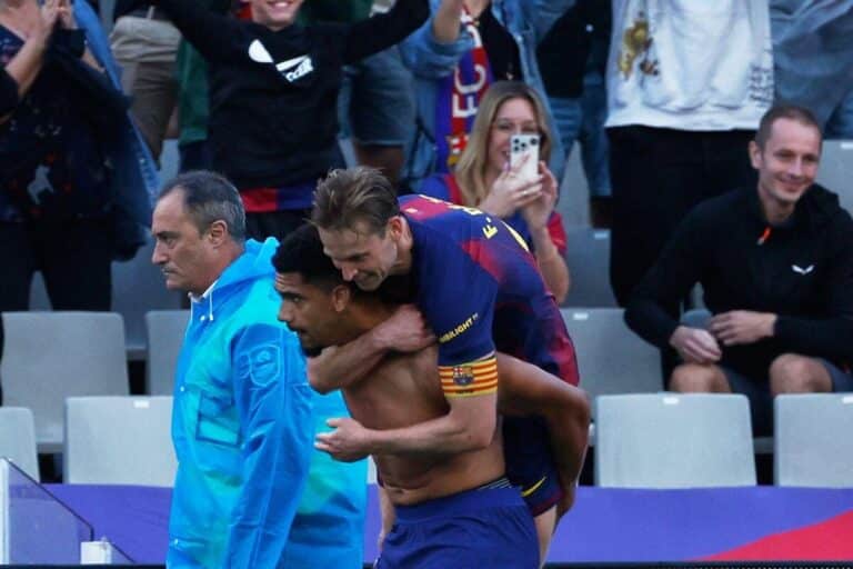 Barcelona 2-1 Girona: Araujo snatches stoppage-time winner as Barca move top of LaLiga