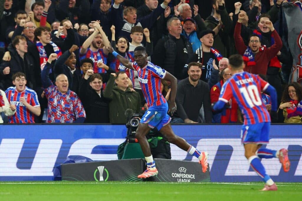 Ismaila Sarr celebrates for Crystal Palace