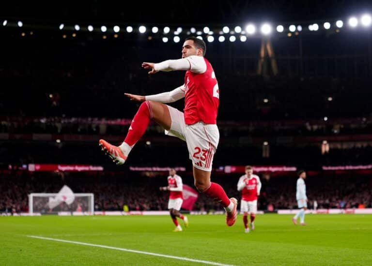 Arsenal 2-0 Brentford: Merino on target again for leaders