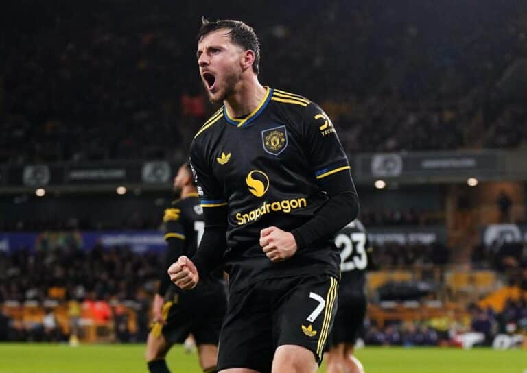 Wolves 1-4 Man Utd: Report, result, goals as hosts’ dreadful season continues