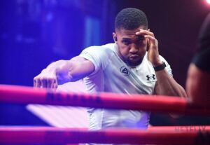 Anthony Joshua pays tribute to friends killed in Nigerian traffic accident
