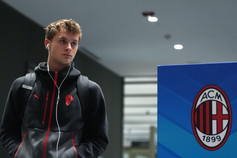 Ajax sign Zlatan Ibrahimovic’s son Maximilian on loan from AC Milan