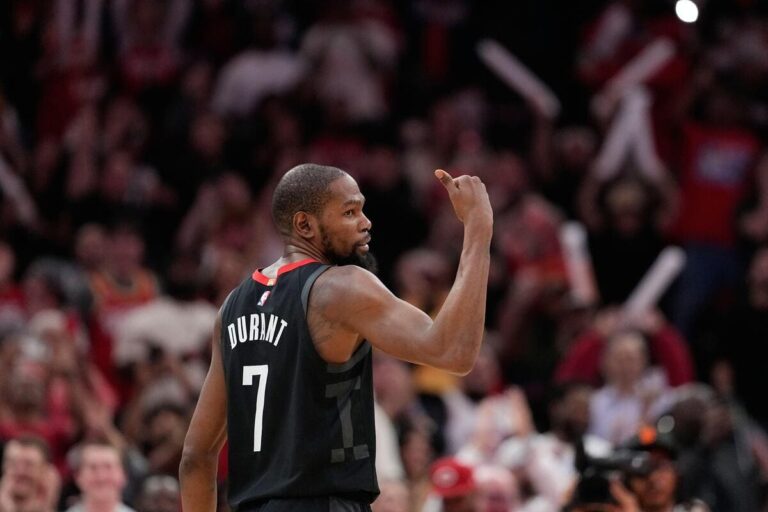 Kevin Durant says he was ‘booted out’ by Phoenix after sinking Suns with clutch three-pointer