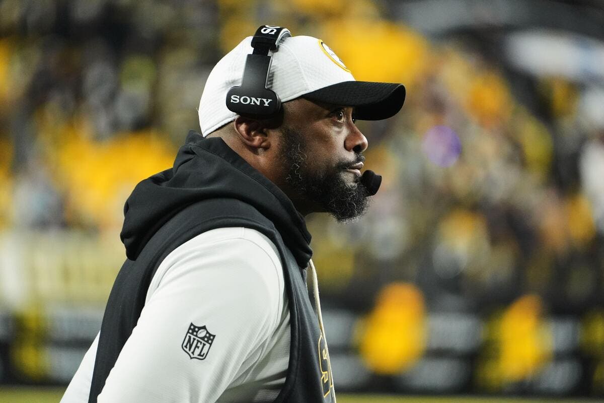 NFL: Pittsburgh Steelers head coach Mike Tomlin steps down after 19 seasons