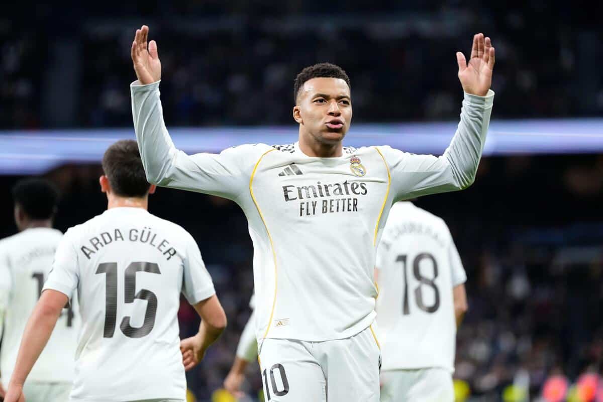 Real Madrid 2-0 Levante: Report, result, goals as Mbappe guides Real to much-needed win